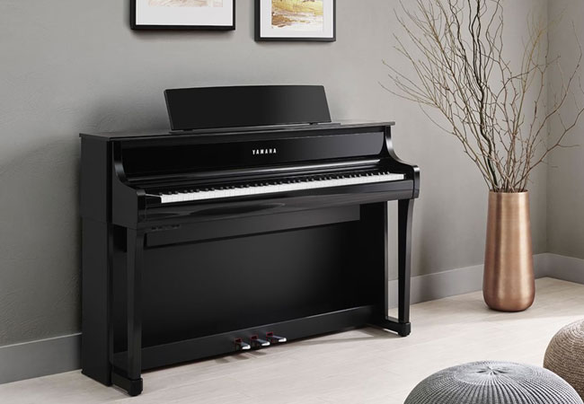 Clavinova CLP-775 movil